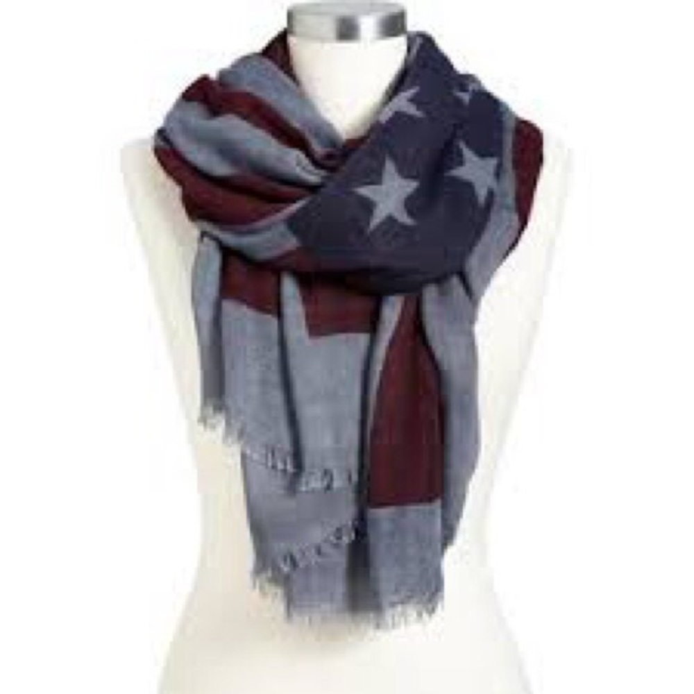🌟Old Navy American Flag Scarf🌟